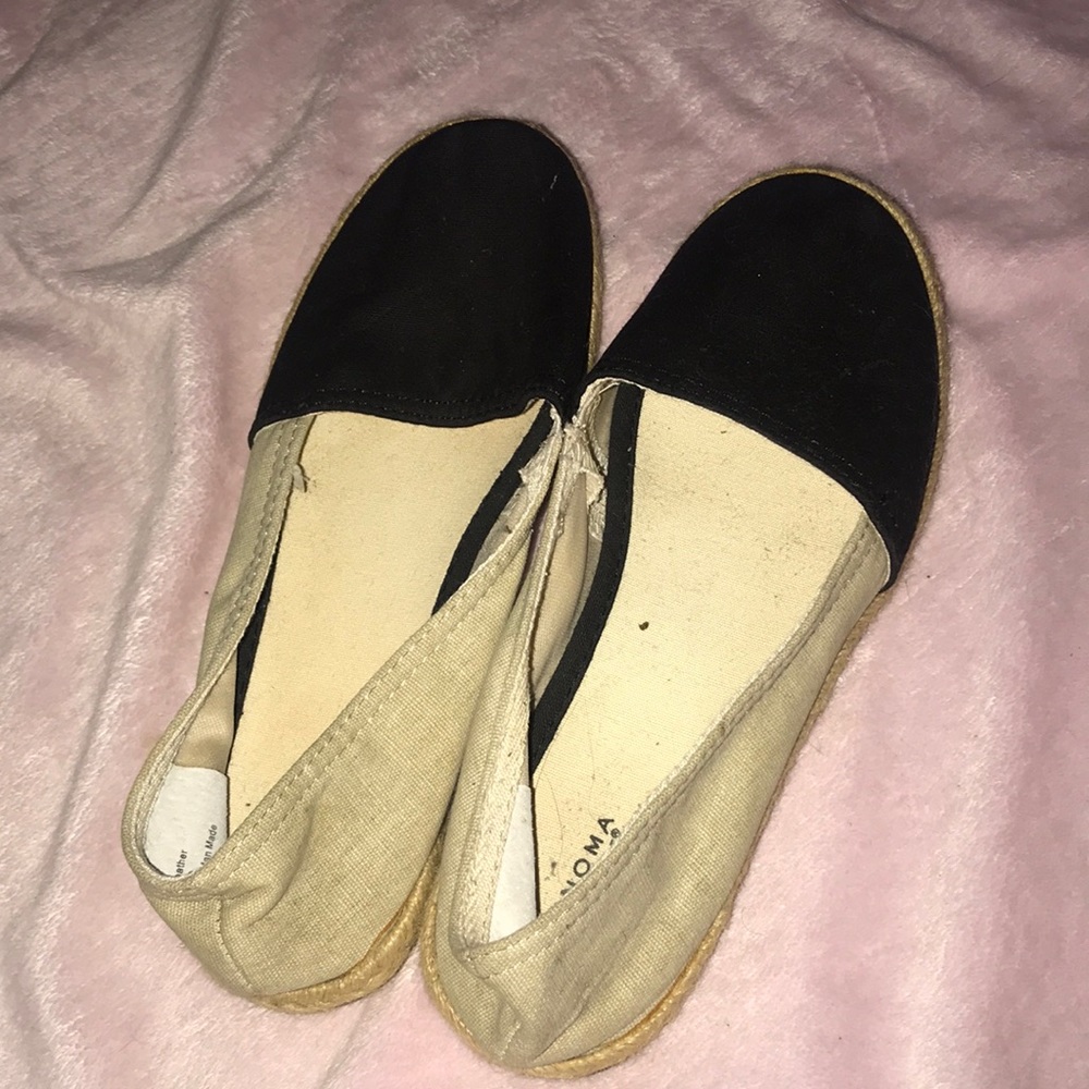 Slip ons